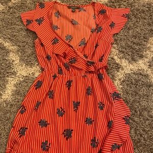 MIDI red striped dress